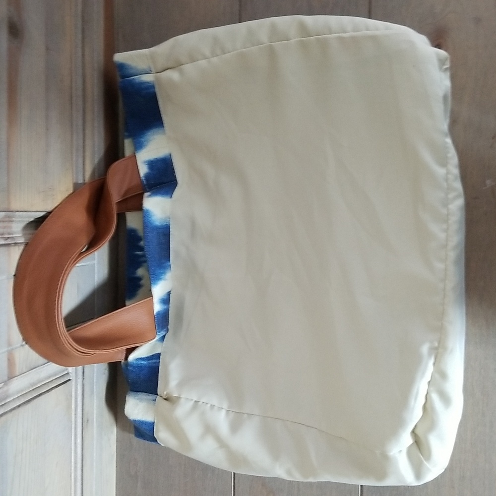 lu + elle Laguna Beach Tote - Picture 11 of 16